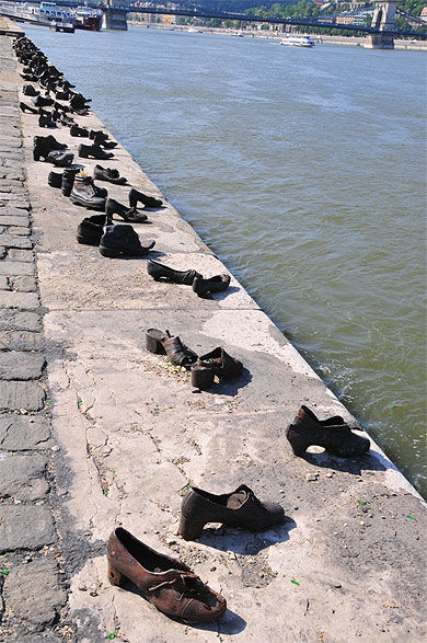 Les chaussures au bord du Danube