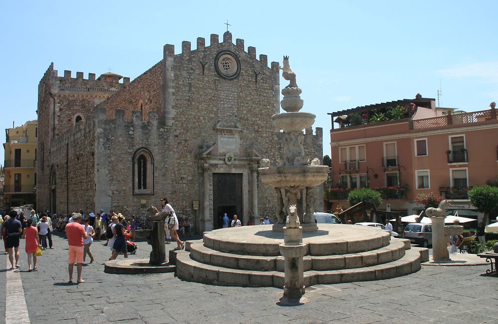 Duomo sous le soleil de juin