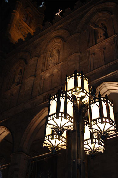 Candélabre à Notre Dame Candélabre à Notre Dame