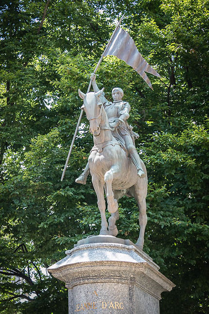 St-Etienne, Statue équestre de Jeanne d'Arc