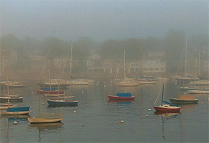 Bâteaux et brouillard