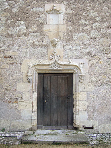 Détail porte latérale église de Rochecorbon