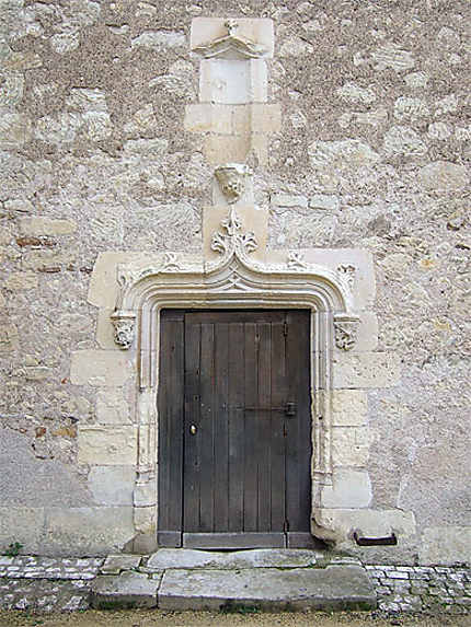 Détail porte latérale église de Rochecorbon