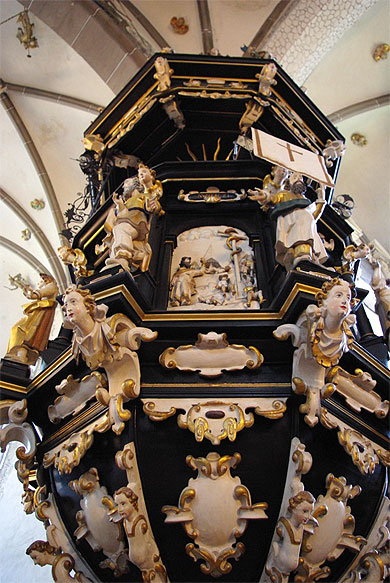 La chaire de l'église Saint-André La chaire de l'église Saint-André