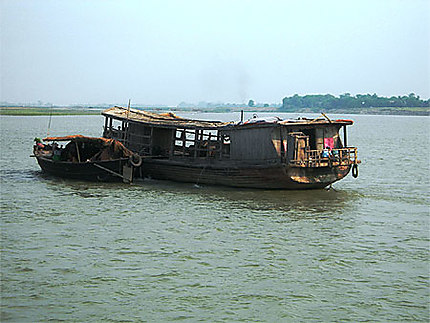 Raffiots sur l'Irrawady