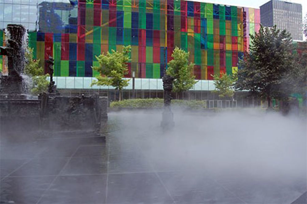 Brume de la Place Jean Paul Riopelle