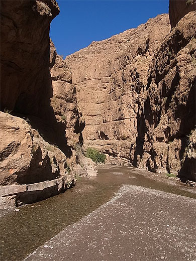 Les gorges de la vallée des roses