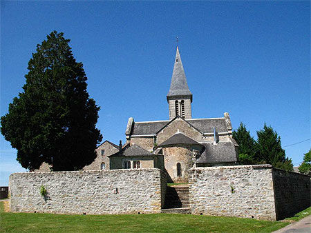 Eglise d'Auxy (Saône-et-Loire)