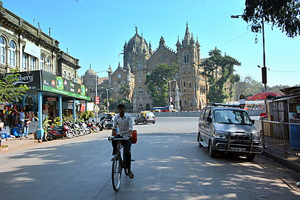 La gare Victoria à Bombay