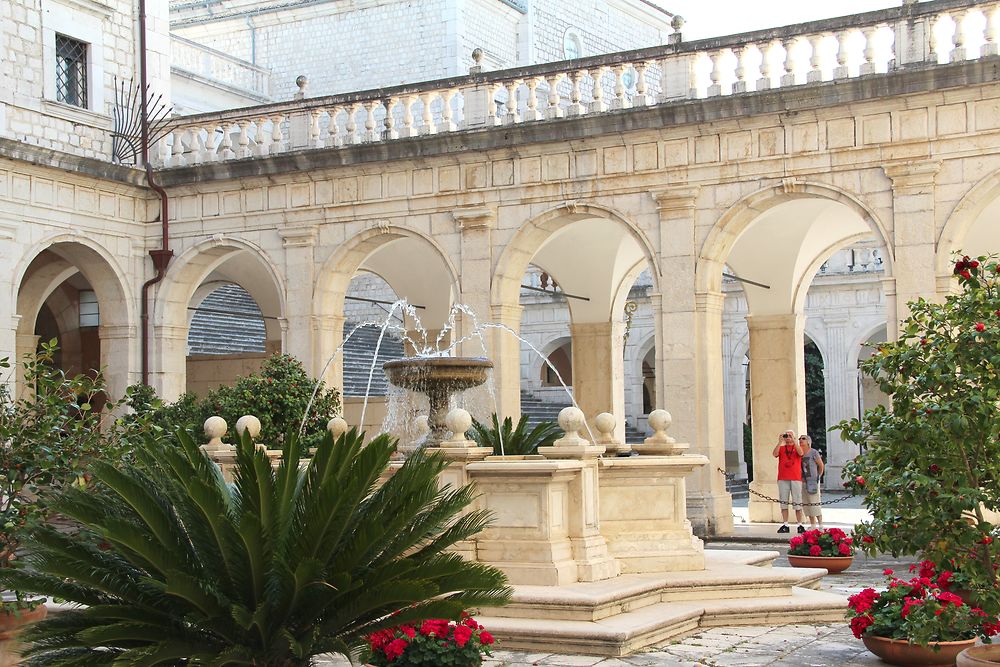 Cour intérieure de l'abbaye Monte Cassino