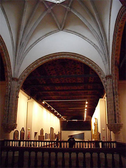 Museo de Santa Cruz : intérieur