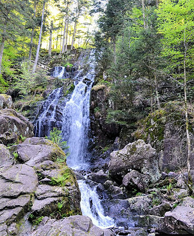 La Grande Cascade :32m de haut La Grande Cascade :32m de haut