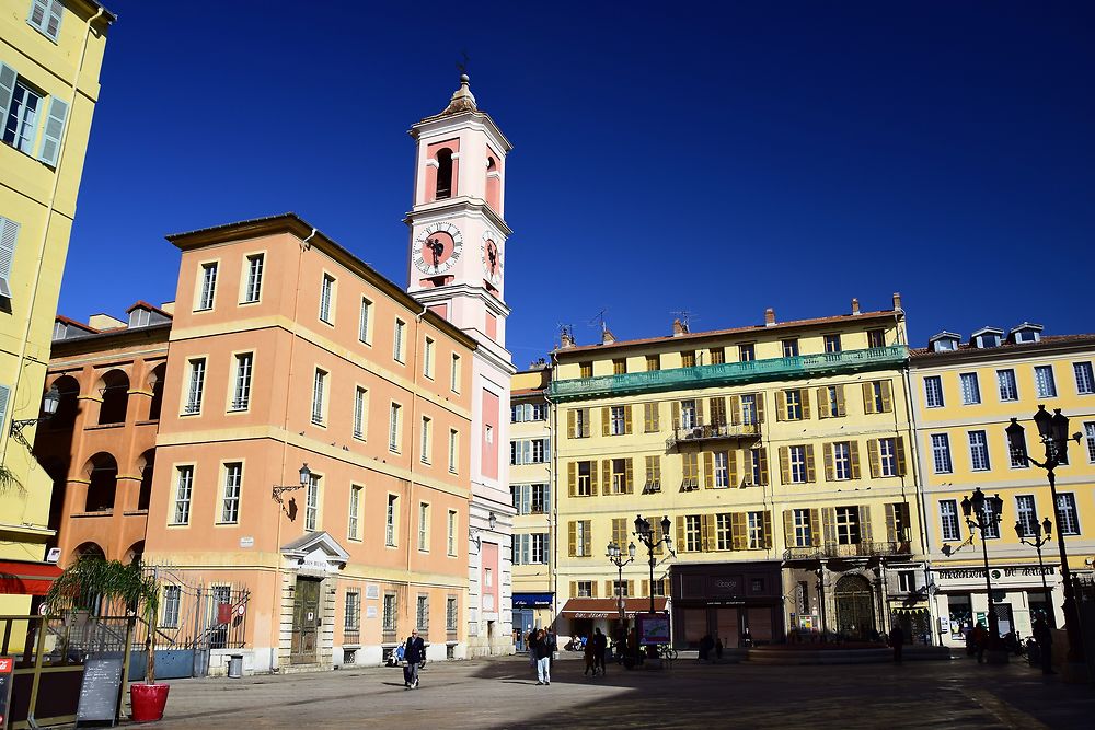 Place du Palais-de-Justice à Nice