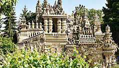 Le Palais id&eacute;al du Facteur Cheval