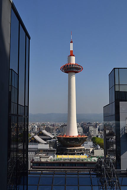 The Kyoto tower