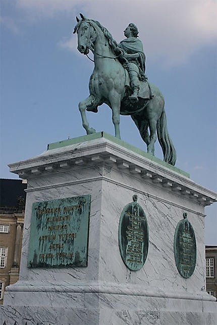 Statue de Frédéric V de Danemark
