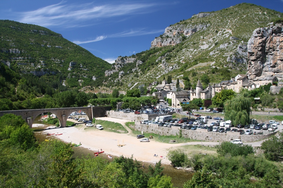 La Malène Village La Malène Gorges du Tarn Lozère Languedoc Roussillon Routard com