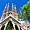 La Sagrada Família, vue d'un agréable parc
