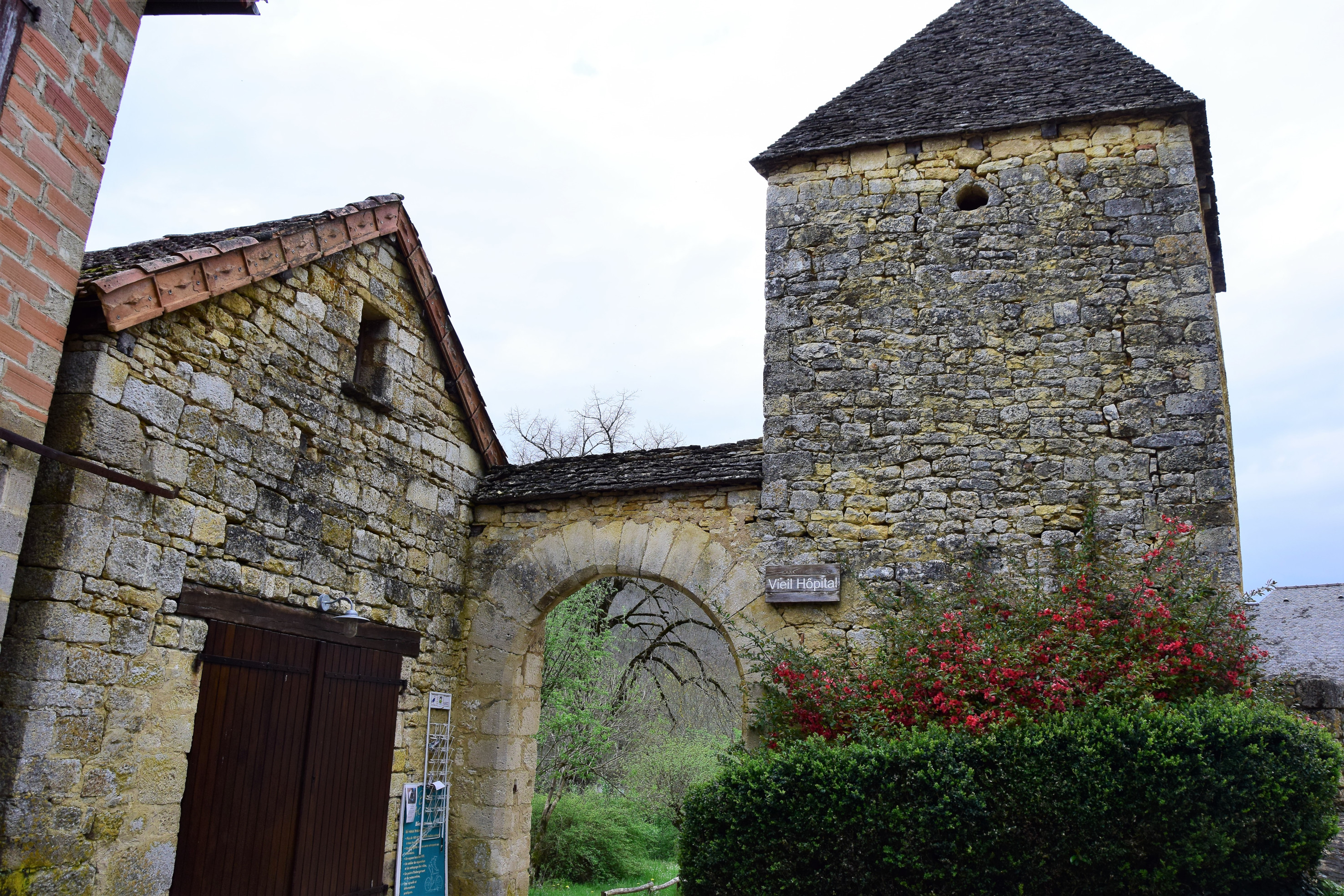 Saint-Amand-de-Coly Saint-Amand-de-Coly