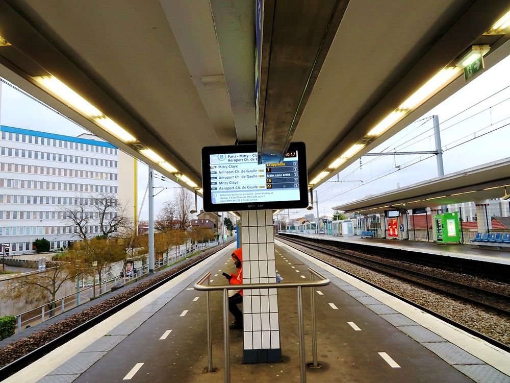 Station Rer B  Laplace à Arcueil 