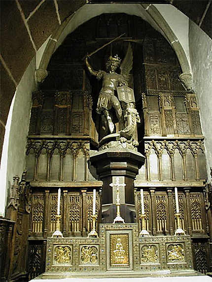 L'Archange Saint Michel terrassant le dragon