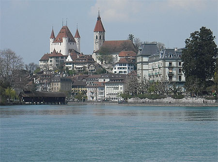 Thoune depuis le lac Thoune depuis le lac