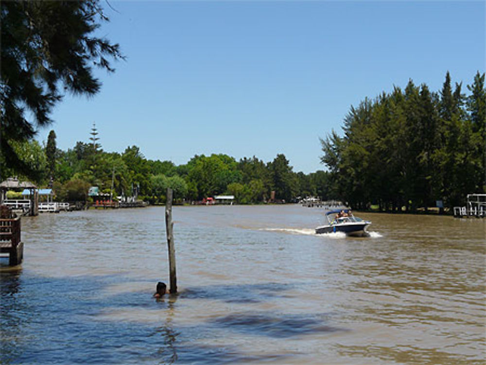 Promenade dans les canaux