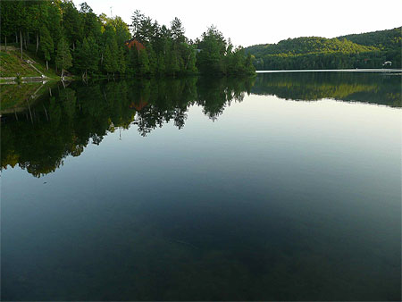 Crépuscule au bord du lac Lambert Crépuscule au bord du lac Lambert