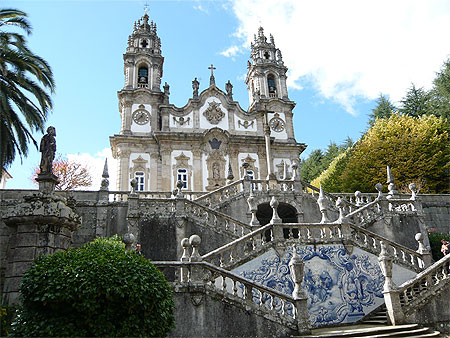 Sanctuaire Notre Dame des rémédos à Lamégo Sanctuaire Notre Dame des rémédos à Lamégo