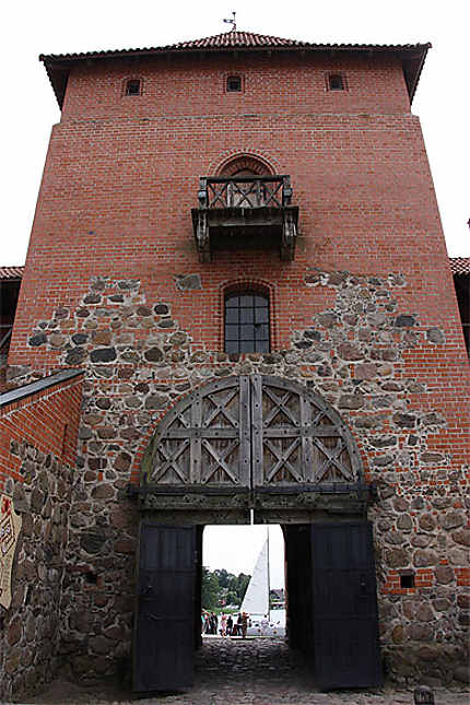 Porte d'entrée du Château