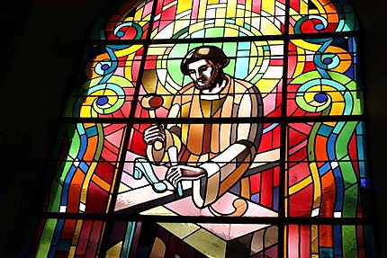 Superbes vitraux de l'église de Pontrieux