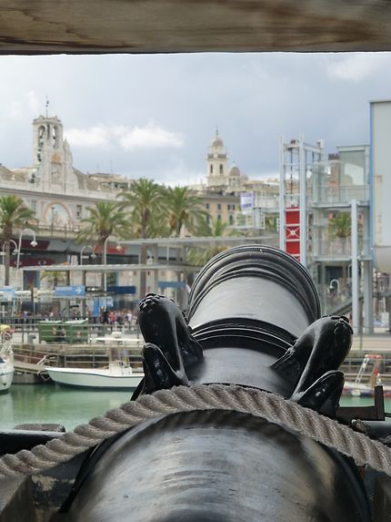 Coup de canon, port de Gênes
