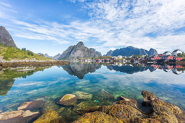 Reine reflection, Lofoten, Norvège