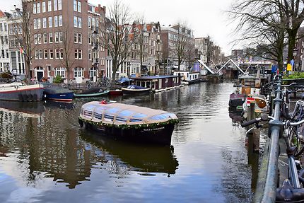 Circuler en bateau à Amsterdam