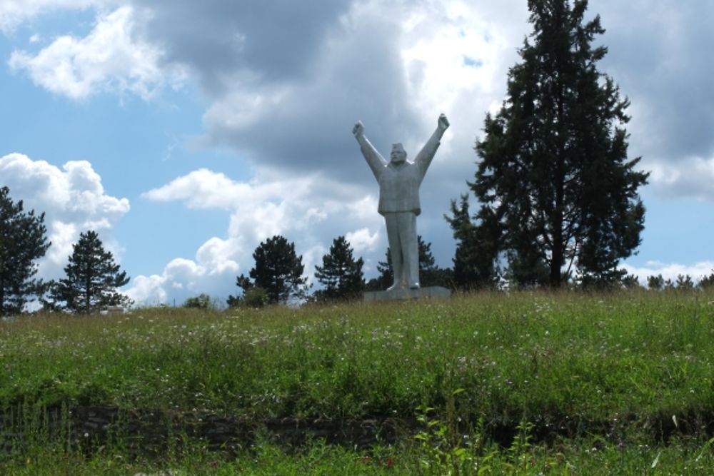 Monument au héro national Stevan Filipović