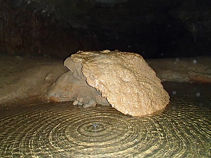 Curiti Colombia- Cueva de la Vaca