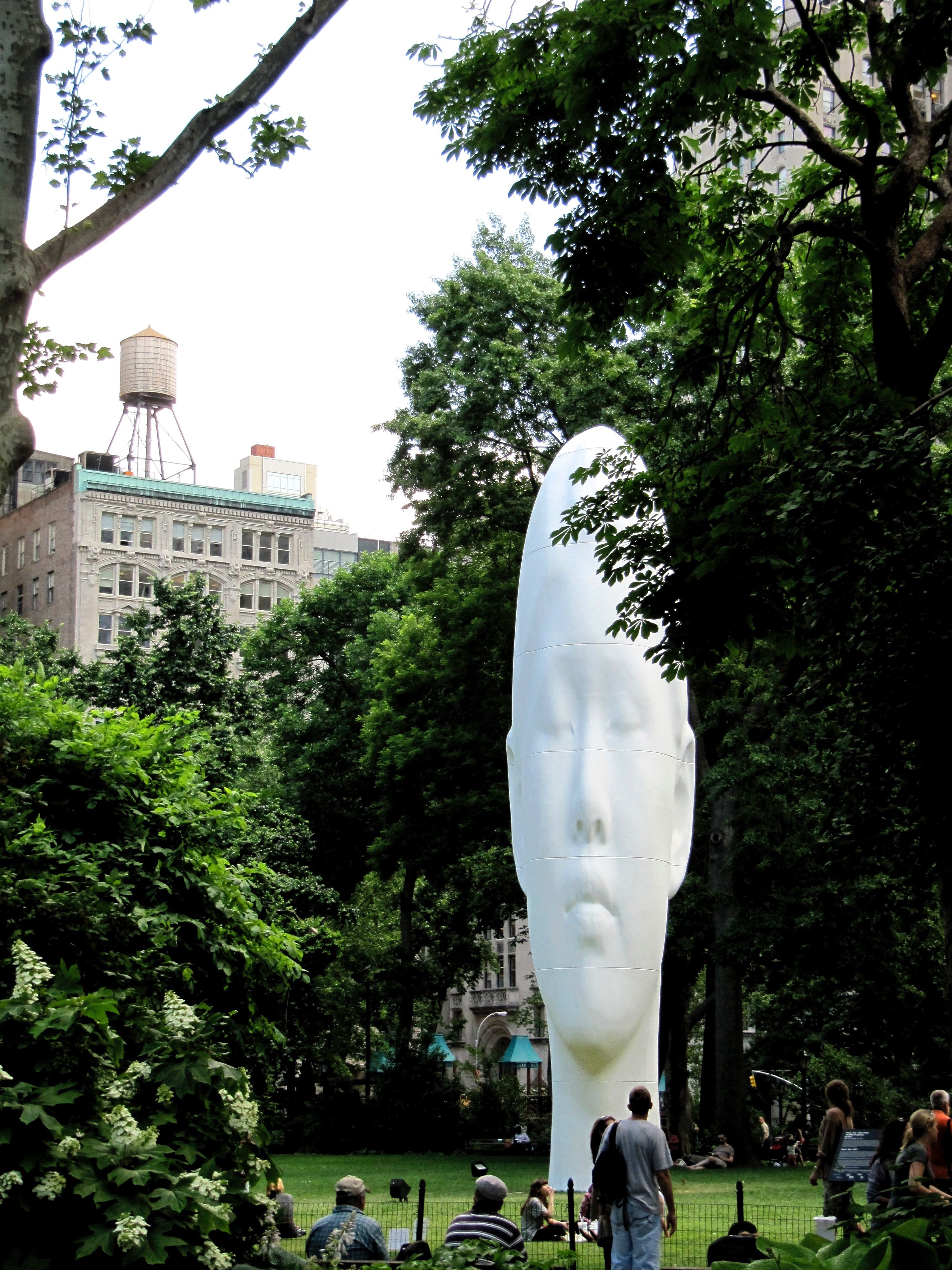 Statue Madison Square Park New York