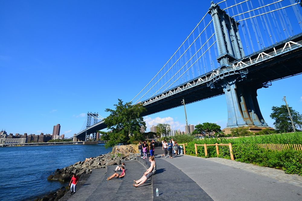 Manhattan bridge