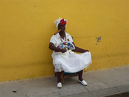 Cubaine dans la Vieille Havane