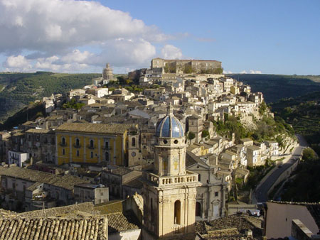 Sicile, La ville sur la colline Sicile, La ville sur la colline
