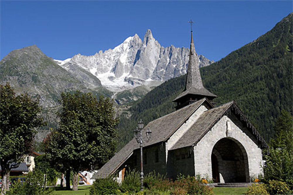 La chapelle des Praz et les Drus, Chamonix