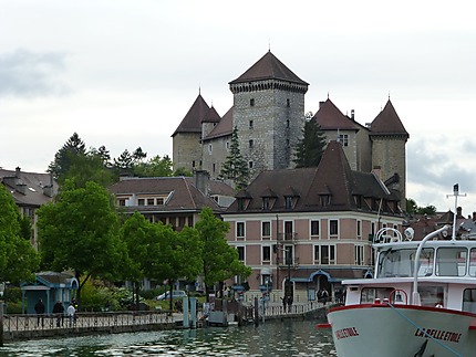 Château vu des quais