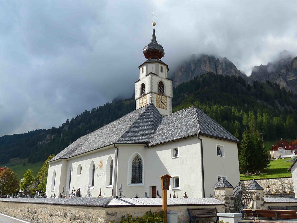 Eglise de Colfosco - Dolomites