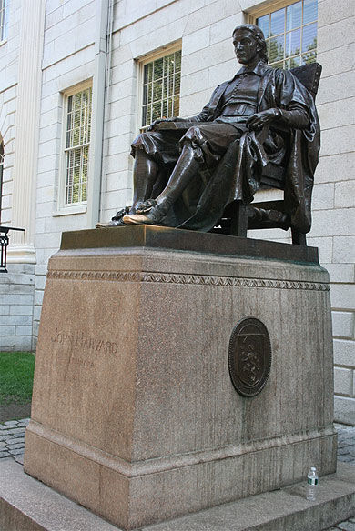Statue de John Harvard (Cambridge)