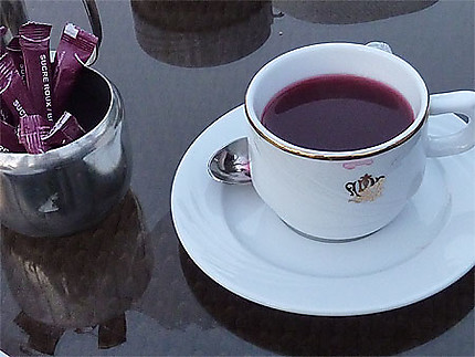 Un thé violet