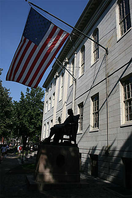 Statue de John Harvard (Harvard University)