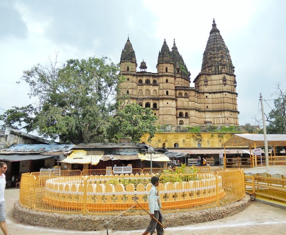 Temple Chaturbhuj