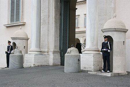 La garde du palais du Quirinal La garde du palais du Quirinal