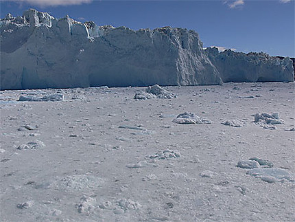 Le glacier Eqi au Groenland