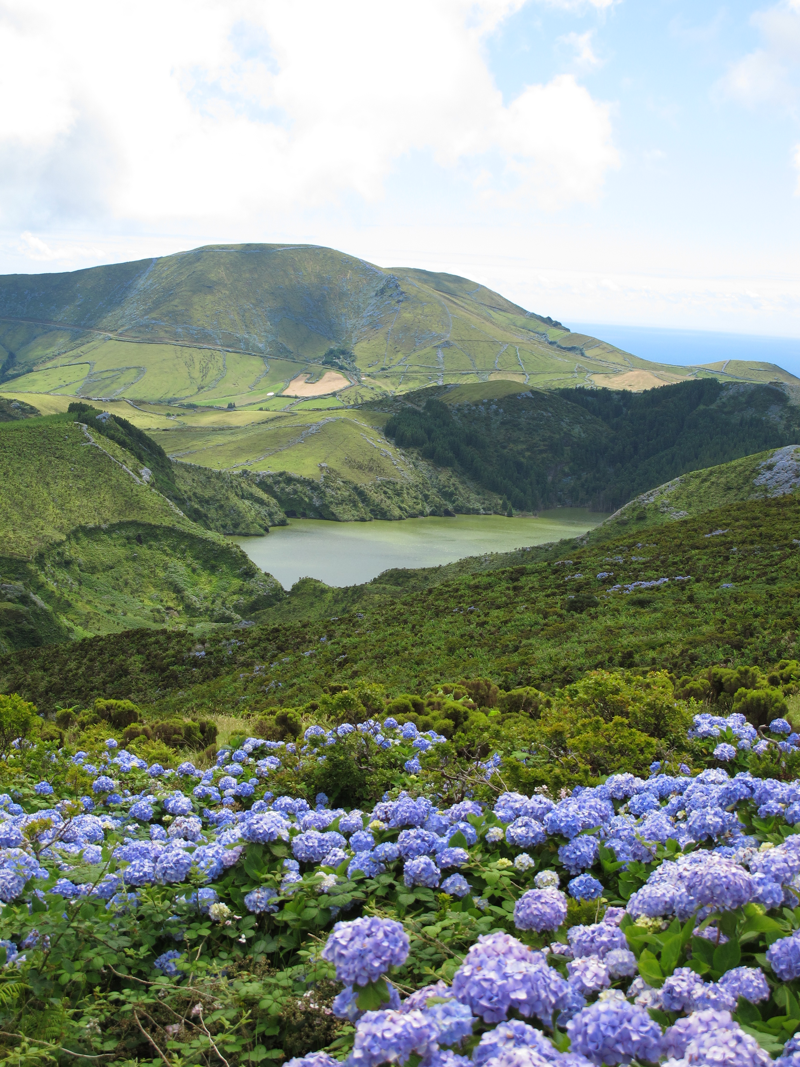 Caldeira Funda et son lac Caldeira Funda et son lac
